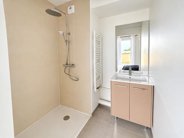 Appartement 5 pièce(s) 4 chambre(s) 93 m²