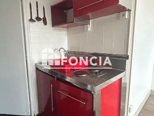 Location Studio 24.35 m² - 8 RUE DE LA COURTILLE Melun 77000