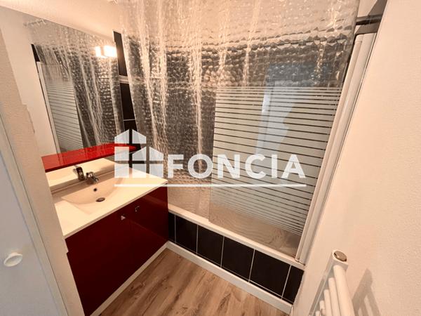 Location Appartement meublé 3 pièces 57.81 m² - 64/66 RUE DES GRAVES Eysines 33320