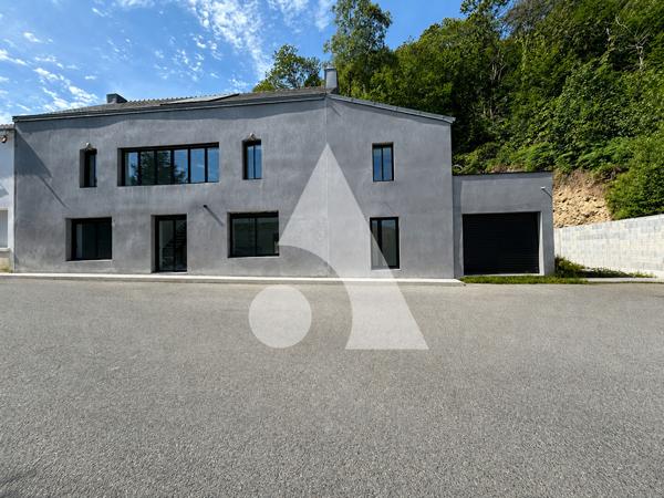 Maison 8 pièces 320 m2