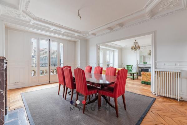 Appartement de prestige 218 m² avec dépendance (75012)