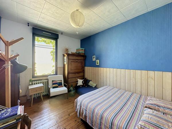 Au calme d’une impasse, découvrez cette maison familiale à Sablé-sur-Sarthe !