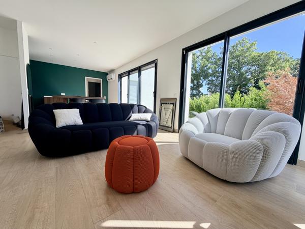 Maison contemporaine de plain pied normes PMR