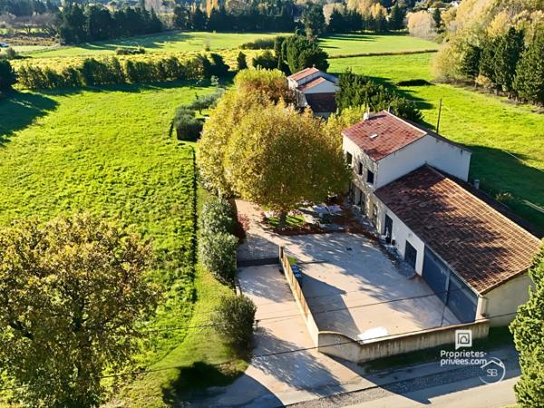 Mas provençal 4 chambres + gîte indépendant avec piscine - 9 pièce(s) 211 m2- Sarrians