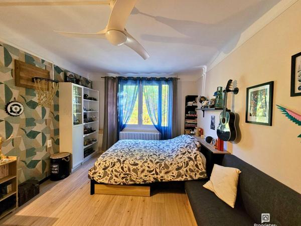 Mas provençal 4 chambres + gîte indépendant avec piscine - 9 pièce(s) 211 m2- Sarrians