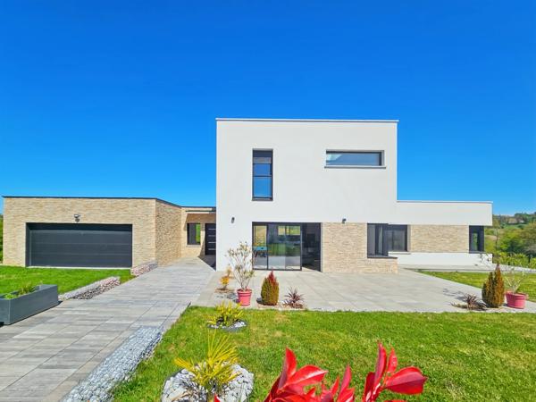 Maison à vendre 5 pièces avec garage SERRES CASTET (64)