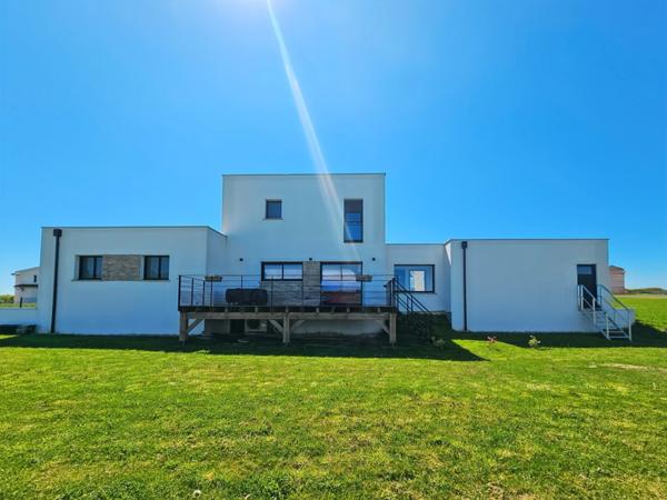 Maison à vendre 5 pièces avec garage SERRES CASTET (64)