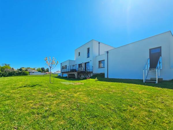 Maison à vendre 5 pièces avec garage SERRES CASTET (64)