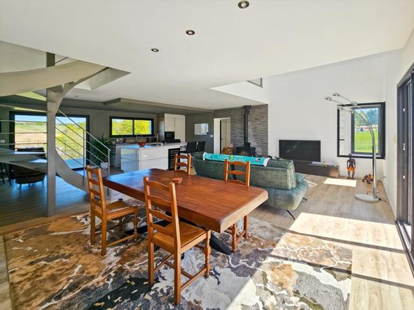 Maison à vendre 5 pièces avec garage SERRES CASTET (64)