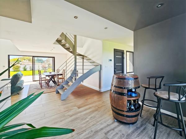 Maison à vendre 5 pièces avec garage SERRES CASTET (64)