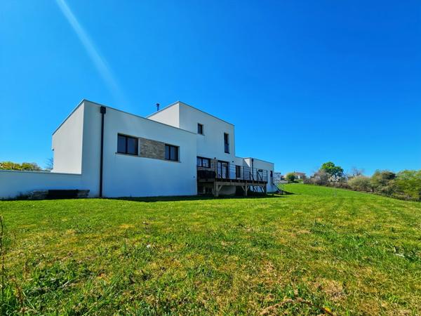 Maison à vendre 5 pièces avec garage SERRES CASTET (64)