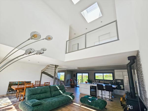 Maison à vendre 5 pièces avec garage SERRES CASTET (64)