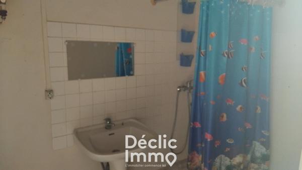 Vente maison Ruffec, 82m² 3 pièces 33 680€ avec garage