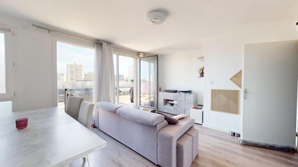 Vente Appartement exclusivité Noisy-le-Sec 4 pièces 69.73 m2 - Parking - terrasse - Centre-ville