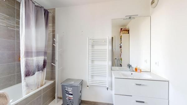 Vente Appartement exclusivité Noisy-le-Sec 4 pièces 69.73 m2 - Parking - terrasse - Centre-ville