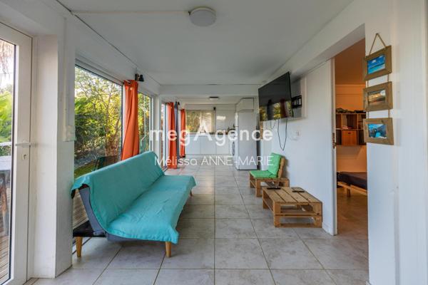 Maison à PETIT-BOURG, 97170 - 7 pièces 155m²