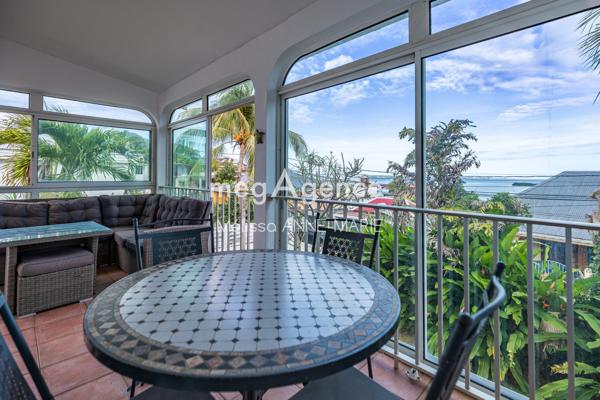 Maison à PETIT-BOURG, 97170 - 7 pièces 155m²