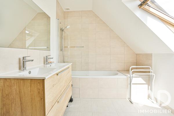 Maison à vendre 6 pièces 108 m² Nozay