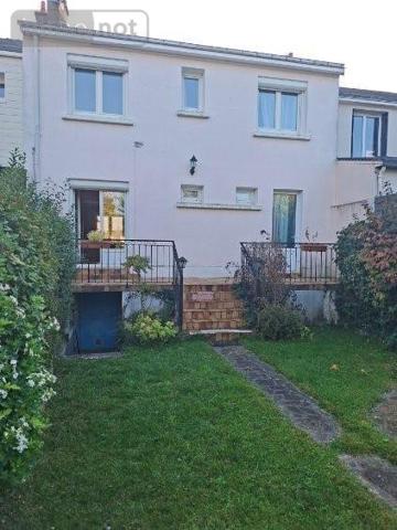 Maison à vendre à Angers dans le Maine-et-Loire (49100), ref : 49002-1121   
St-Leonard