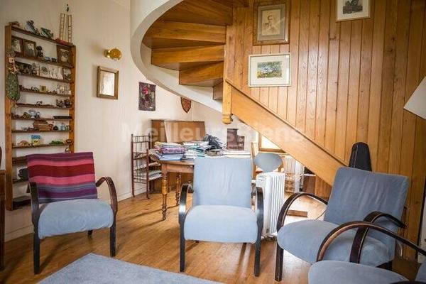 2 maisons et dépendances-CERGY VILLAGE