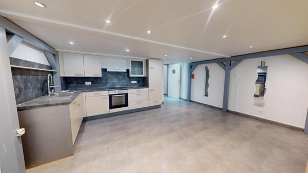 LOFT 72 m² avec entrée indépendante – Idéal habitation, profession libérale ou investissement – Mulhouse Dornach