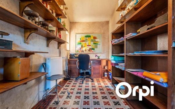 Maison à vendre    10 pièces • 289 m2 Lentilly