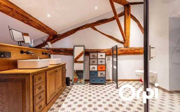 Maison à vendre    10 pièces • 289 m2 Lentilly