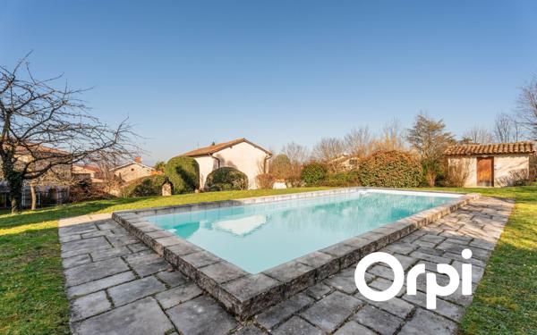 Maison à vendre    10 pièces • 289 m2 Lentilly