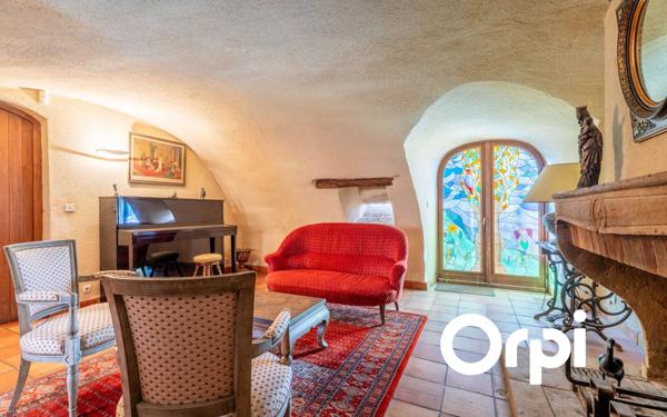 Maison à vendre    10 pièces • 289 m2 Lentilly