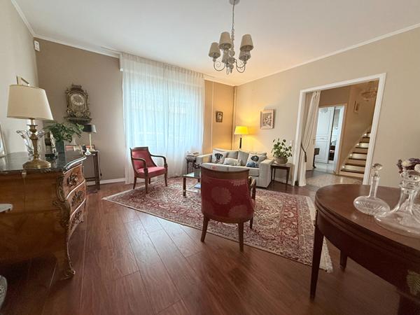 Magnifique maison de 4 chambres avec jardin sans vis à vis sur le secteur La Madeleine à Angers