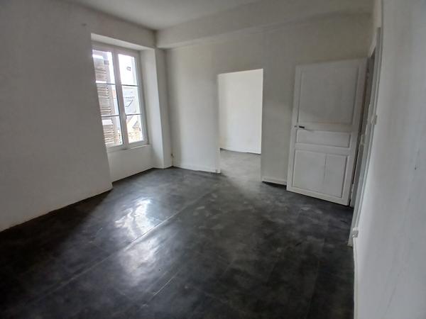 MAISON DE VILLE 5 pièce(s) 155 m2