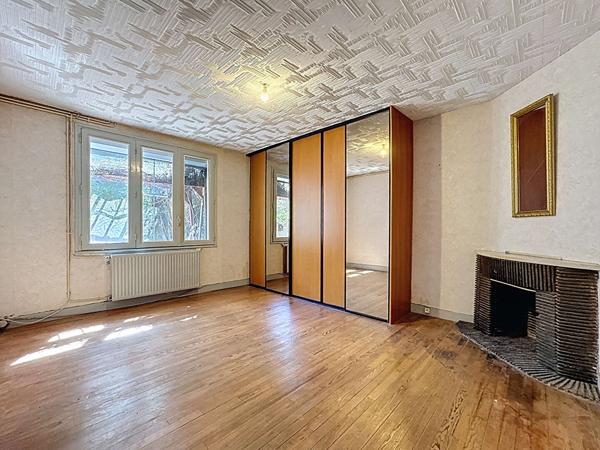 A VENDRE - Centre ville de Cugnaux - Maison 5 pièces - 100 m² - Garage double