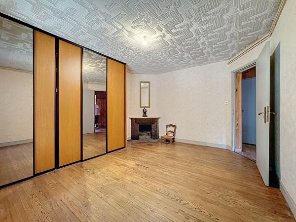 A VENDRE - Centre ville de Cugnaux - Maison 5 pièces - 100 m² - Garage double