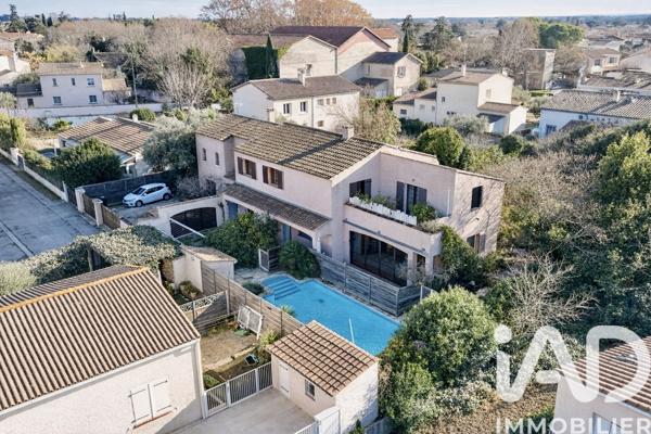 Immeuble à vendre 296,25 m² Rodilhan