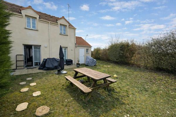 A VENDRE - CHAUMONT EN VEXIN CENTRE - maison 3 chbres - 200 m² terrain avec Garage