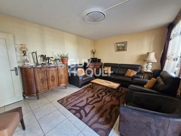 A 10 MIN DU RER A ET E - DPE D - PARKING CAVE BALCON