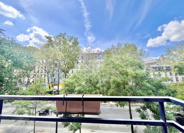 Paris 19è – Colonel Fabien | Beau 3 pièces traversant de 64 m² avec balcon, parking et cave