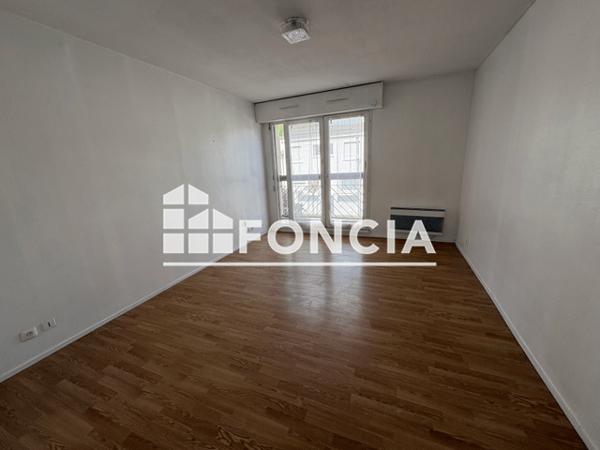Location Studio 24 m² - 50 RUE JOUIS Talence 33400