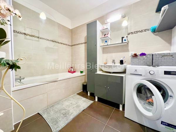 A vendre charmant T3 avec terrasse