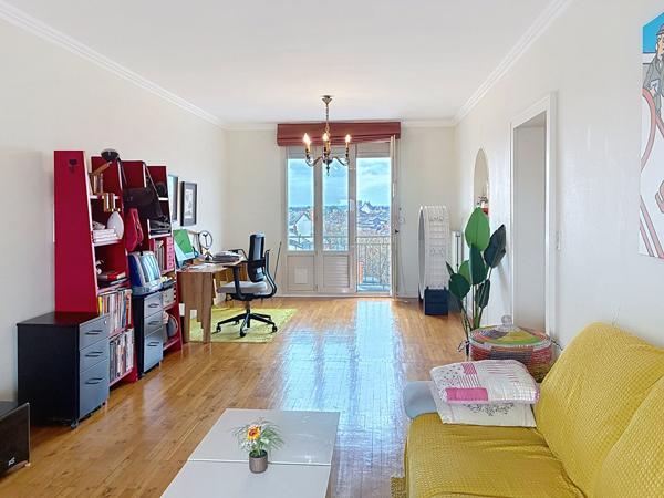 Appartement de prestige avec 2 balcons à 4 min de la gare Saint-Laud d'Angers