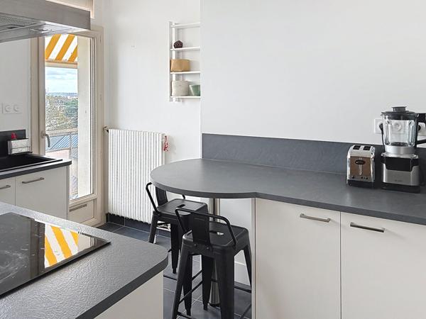 Appartement de prestige avec 2 balcons à 4 min de la gare Saint-Laud d'Angers