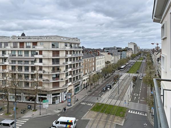 Appartement de prestige avec 2 balcons à 4 min de la gare Saint-Laud d'Angers