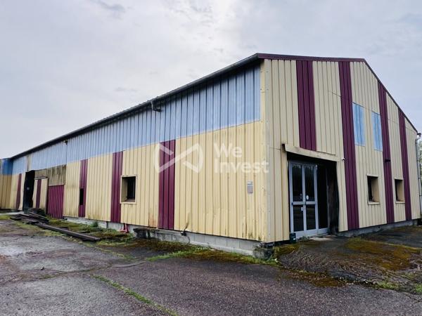HANGAR et SHOWROOM