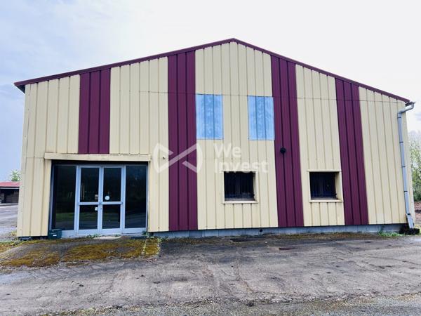 HANGAR et SHOWROOM