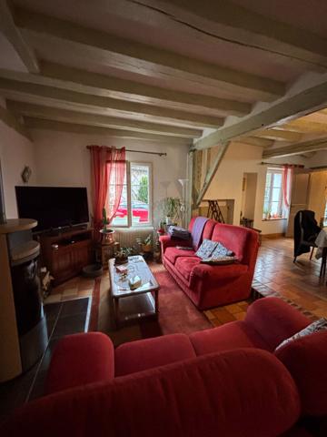 Maison 7 pièces 217.17 m2