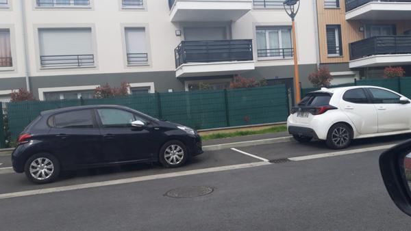 APPARTEMENT 3 PIECES RESIDENCE RECENTE REZ DE JARDIN