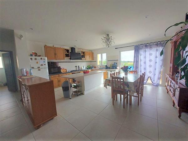 Maison 8 pièces 245 m2