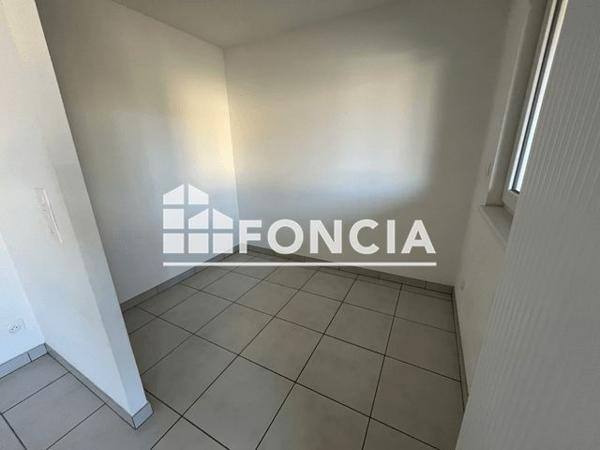 Location Studio 29.4 m² - 19b RUE DES SAULNIERS Besancon 25000