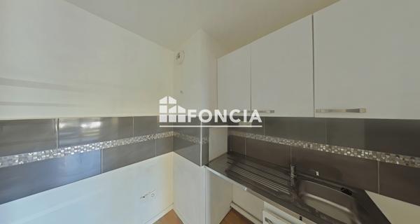 Location Appartement 2 pièces 45 m² - Drancy 93700