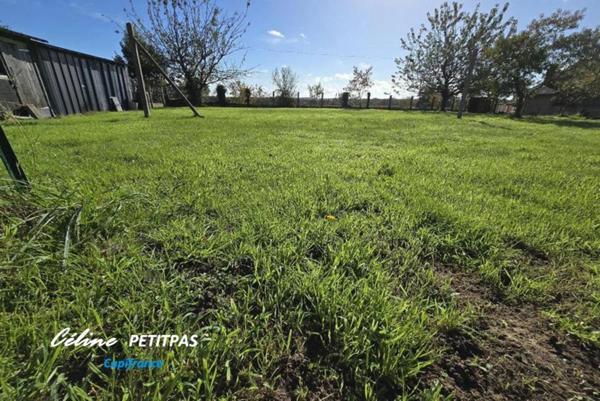 Terrain constructible 465m² GAEL